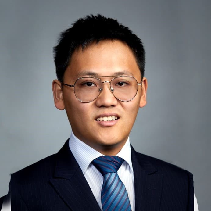 Mark Zhu headshot